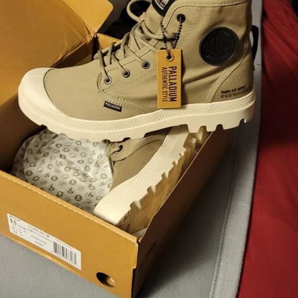 Palladium Beige High-Top Boots - Picture 1 of 2
